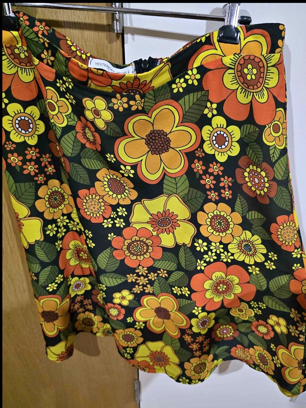 YESTERDAY PEOPLE RETRO SKIRT